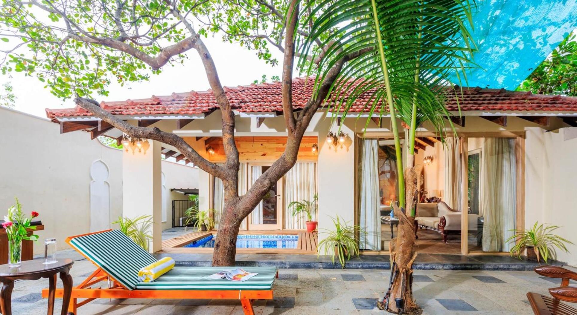Amritara Aura Resort & Spa マンドレム エクステリア 写真